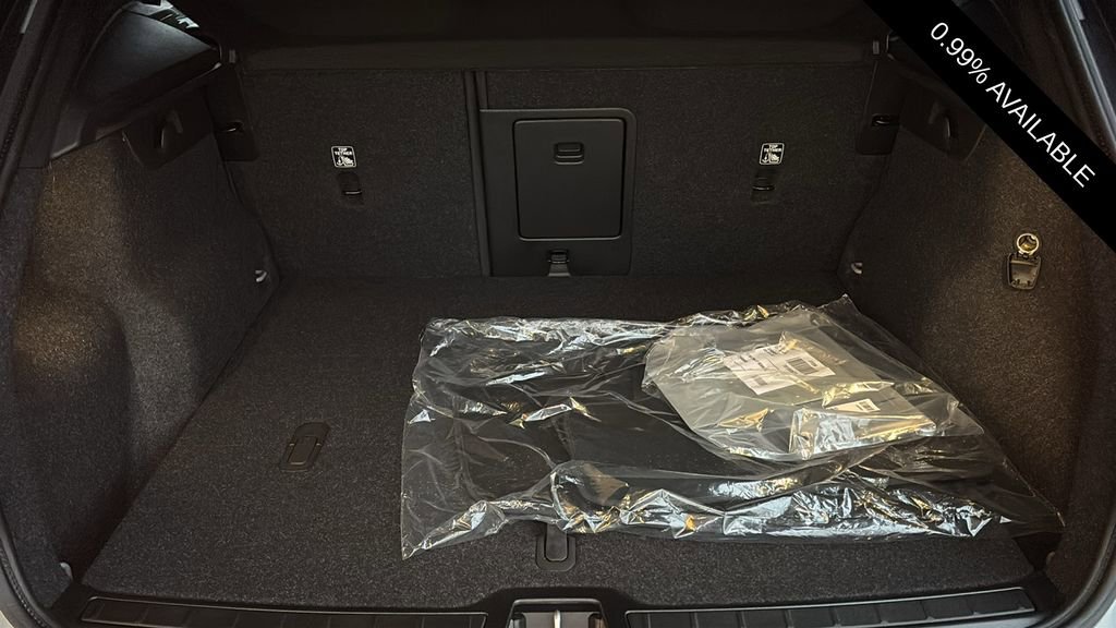 New 2026 Volvo XC40 B5 Ultra w/ Climate Package image 32