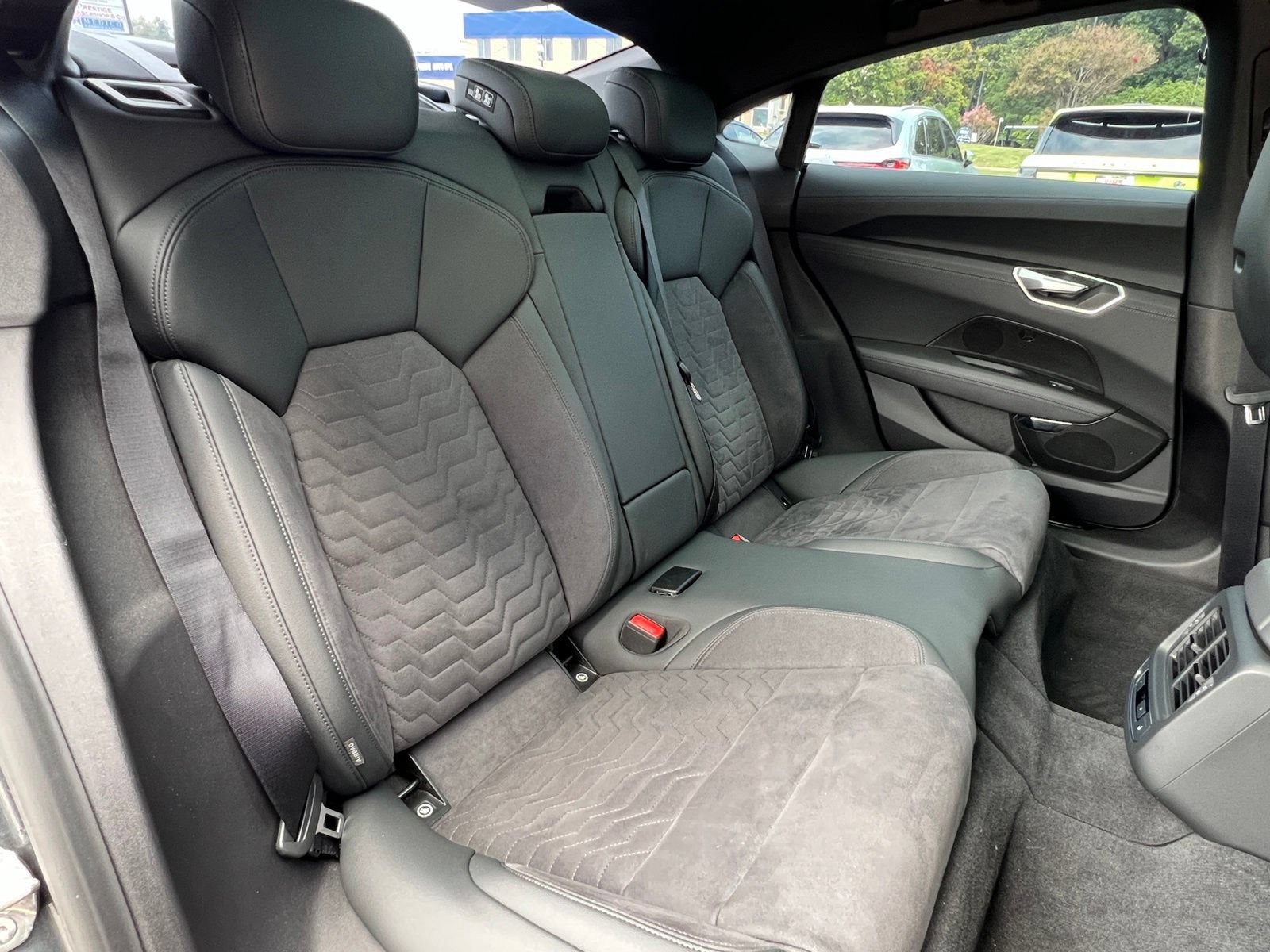 Used 2024 Audi e-tron GT Premium Plus AWD/4WD image 14
