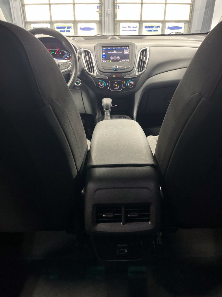 Used 2022 Chevrolet Equinox LT FWD image 32