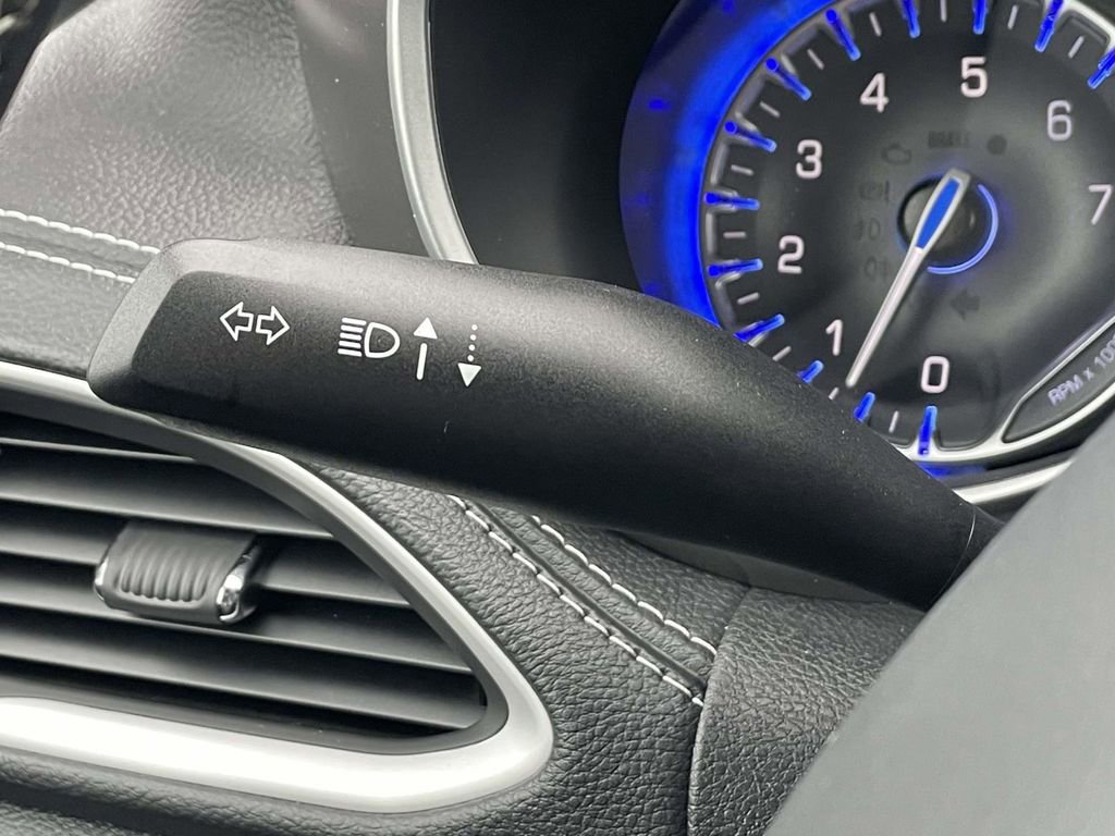 New 2026 Chrysler Pacifica Select image 33