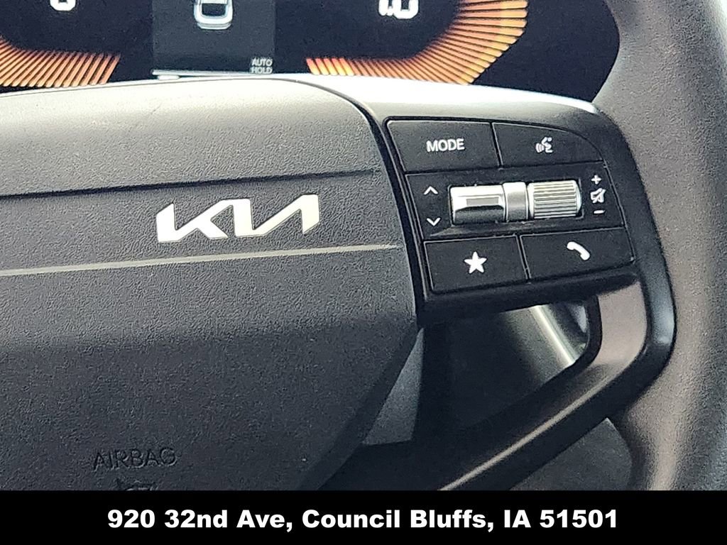 Used 2025 Kia K4 LXS FWD image 22