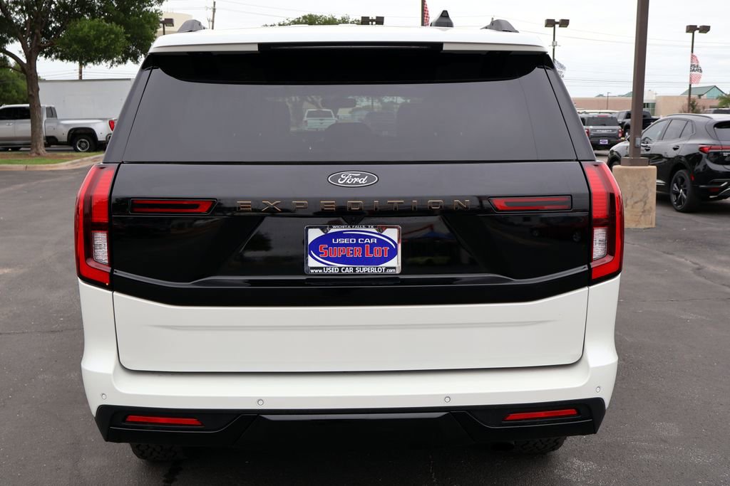 Used 2025 Ford Expedition Tremor AWD/4WD image 15