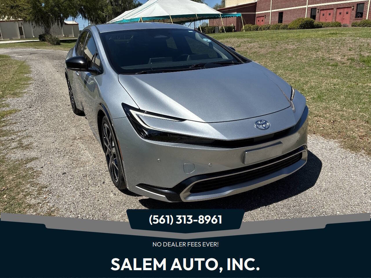 Used 2023 Toyota Prius Prime FWD image 1