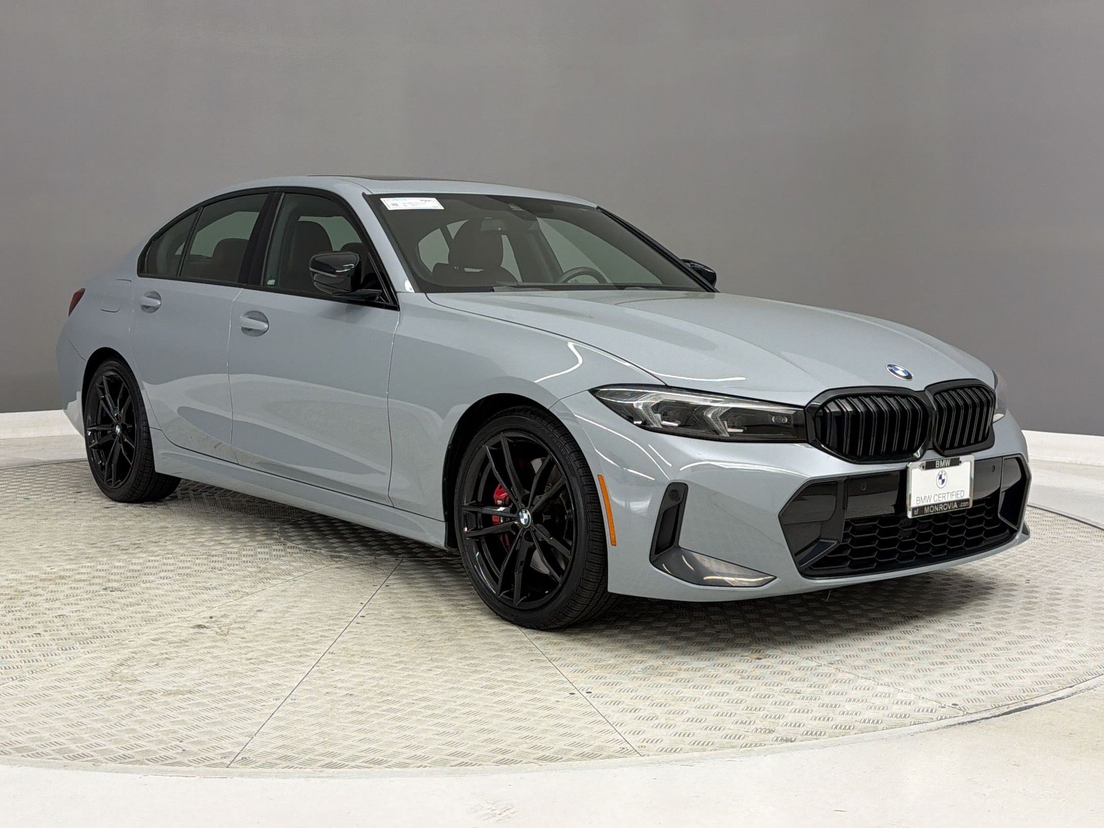 Used 2023 BMW 330i Sedan w/ M Sport Package RWD image 7