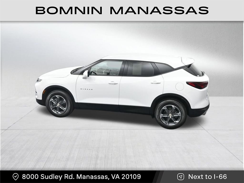 Used 2023 Chevrolet Blazer LT image 22