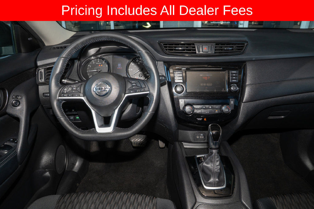 Used 2018 Nissan Rogue SV FWD image 7