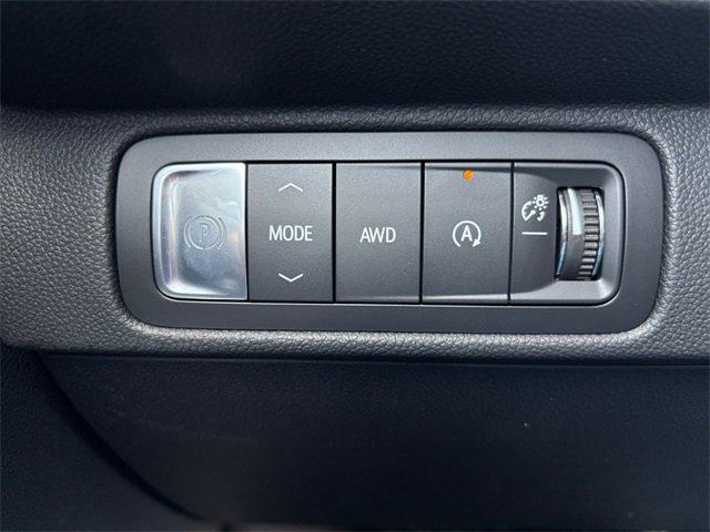 New 2025 Chevrolet Traverse LT w/ Enhanced Driving Package image 18