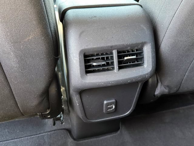 Used 2019 Chevrolet Equinox LT w/ Driver Convenience Package FWD image 15