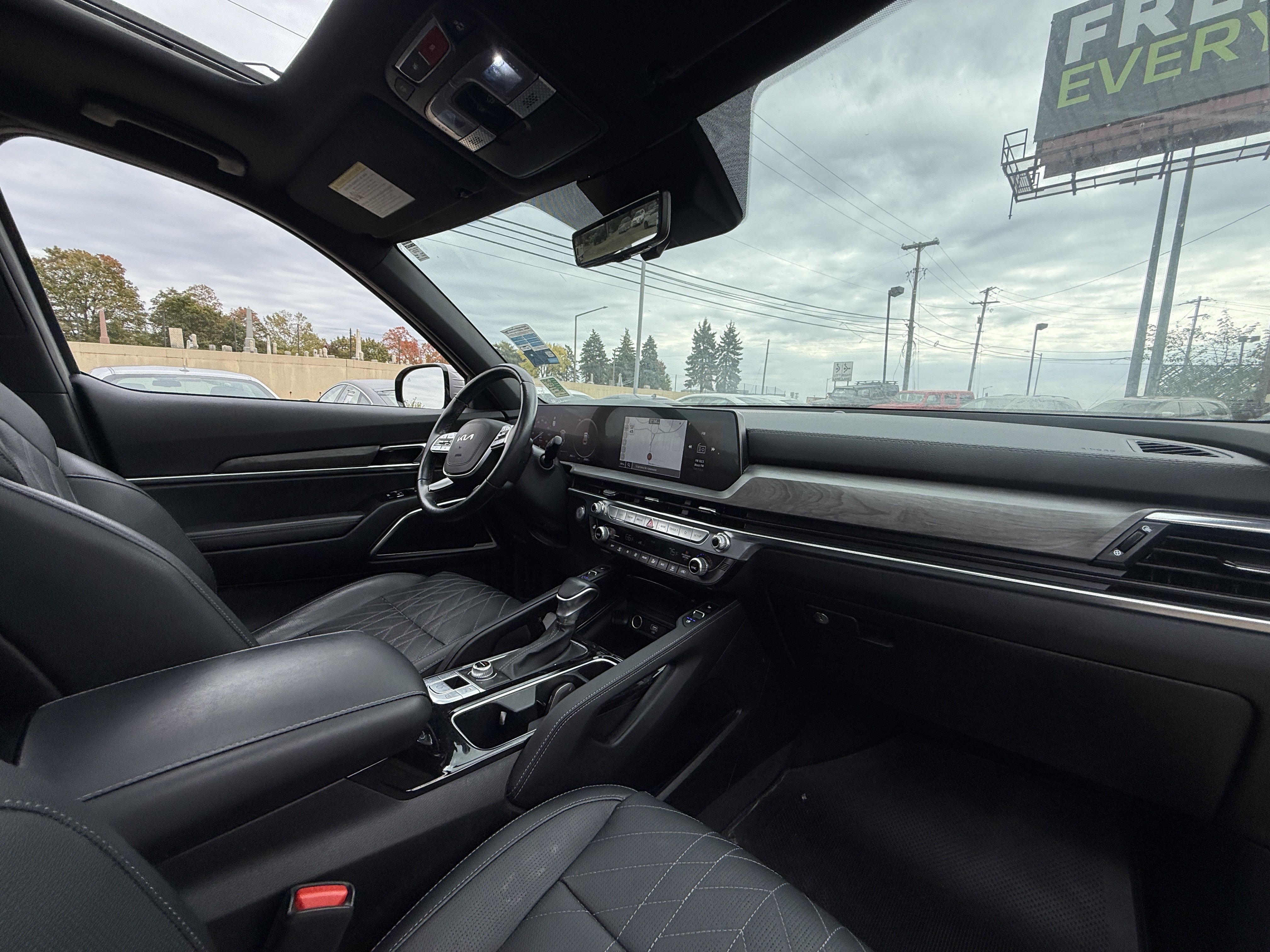 Used 2024 Kia Telluride SX AWD/4WD image 25