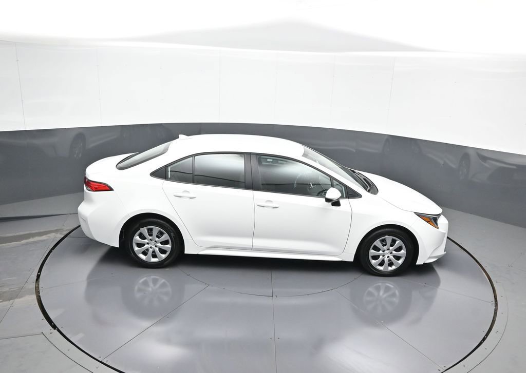 Certified 2025 Toyota Corolla LE image 36