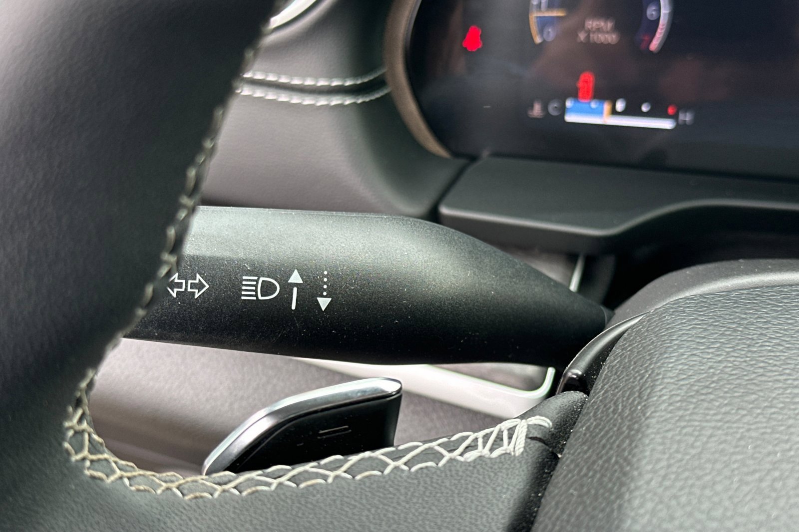 Used 2023 Jeep Grand Cherokee L Limited w/ Trailer Tow Group (B) image 37