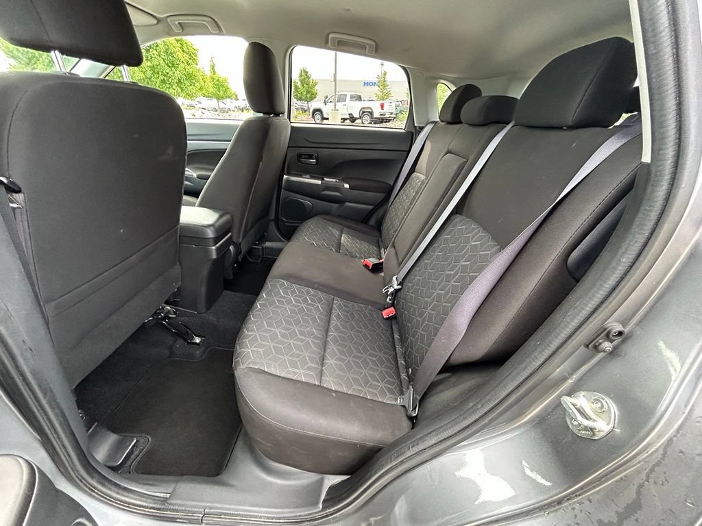 Used 2021 Mitsubishi Outlander Sport SE AWD/4WD image 26
