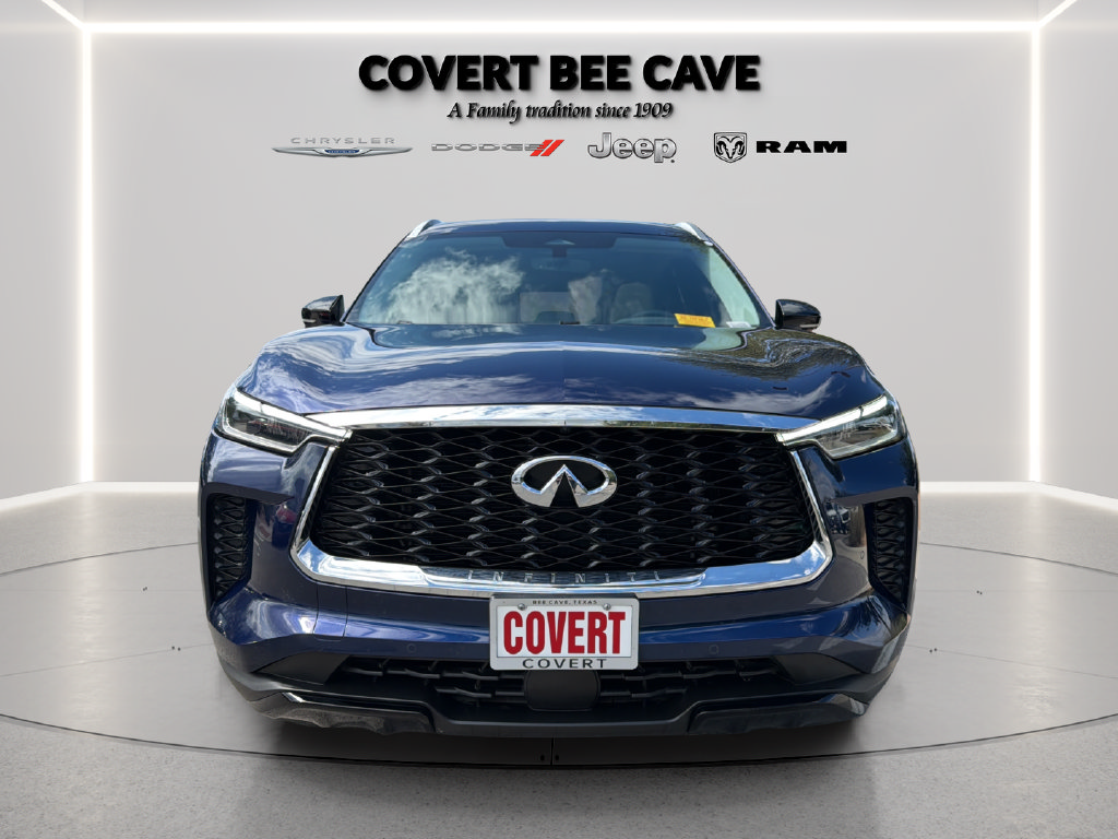 Used 2023 INFINITI QX60 Luxe w/ Cargo Package AWD/4WD image 2