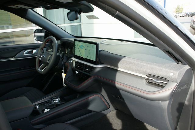 New 2026 Ford Explorer ST-Line w/ ST-Line Street Pack image 45