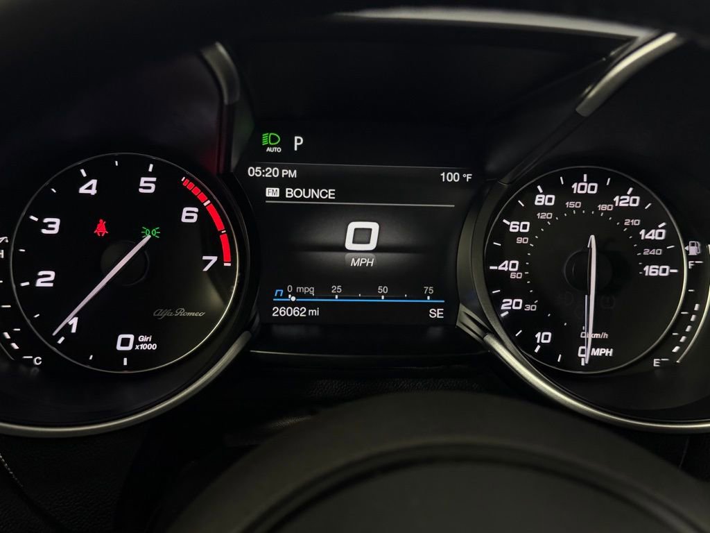 Used 2023 Alfa Romeo Giulia Veloce image 16