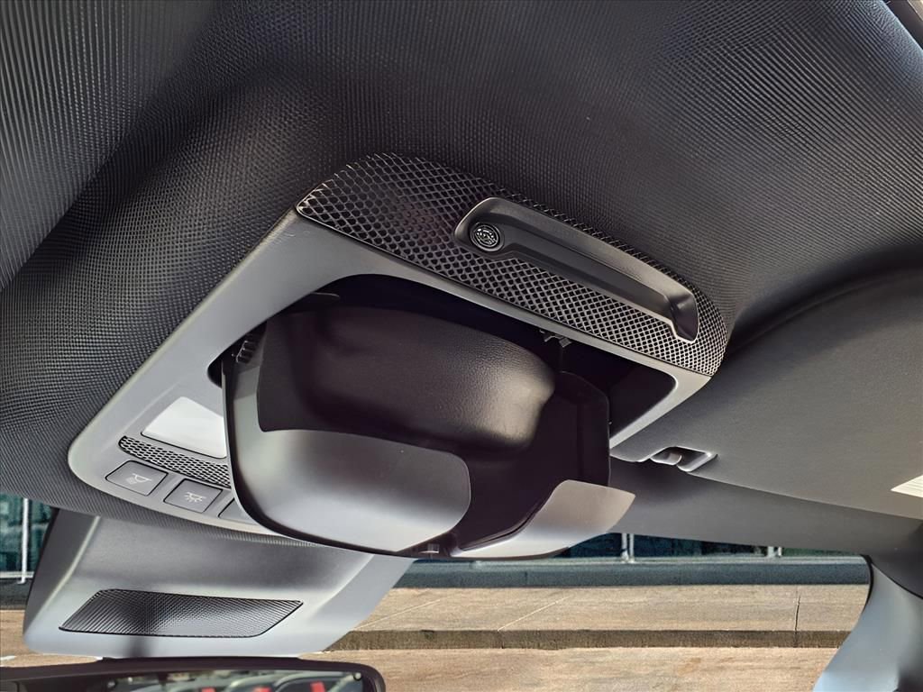 Used 2020 Ford Expedition Limited image 19