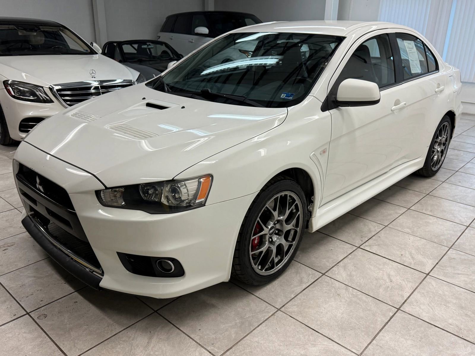 Used 2014 Mitsubishi Lancer Evolution MR image 3