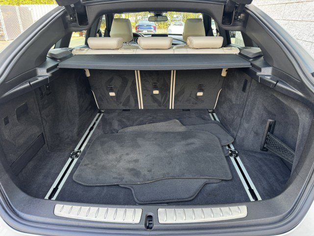 Used 2017 BMW 340i Gran Turismo xDrive image 9