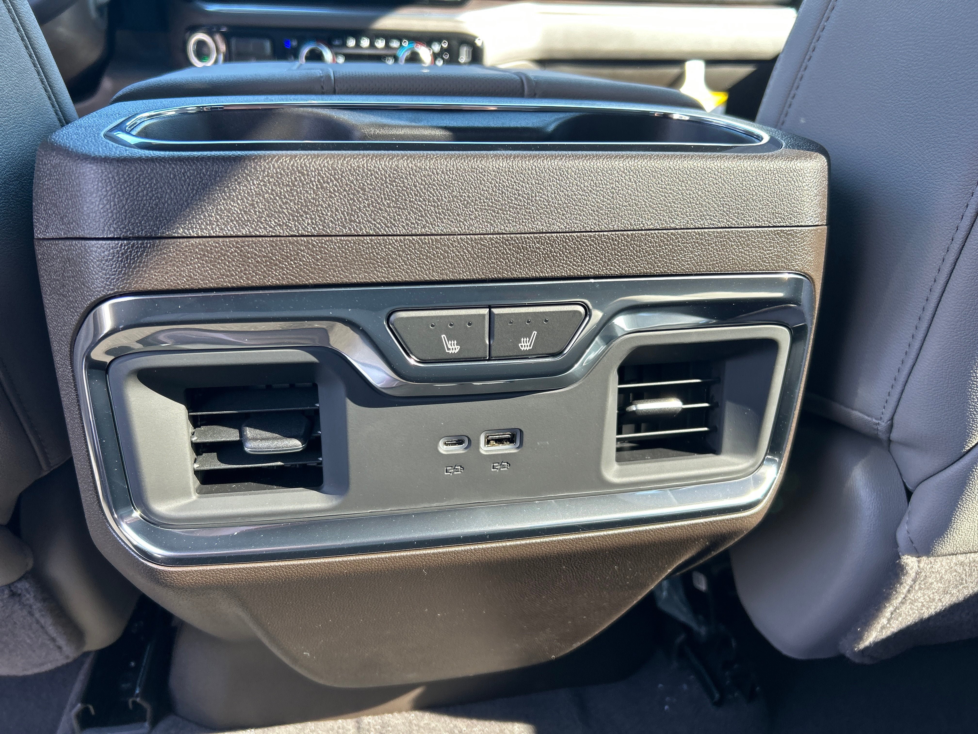 New 2026 GMC Sierra 2500 SLT w/ SLT Premium Package AWD/4WD image 30