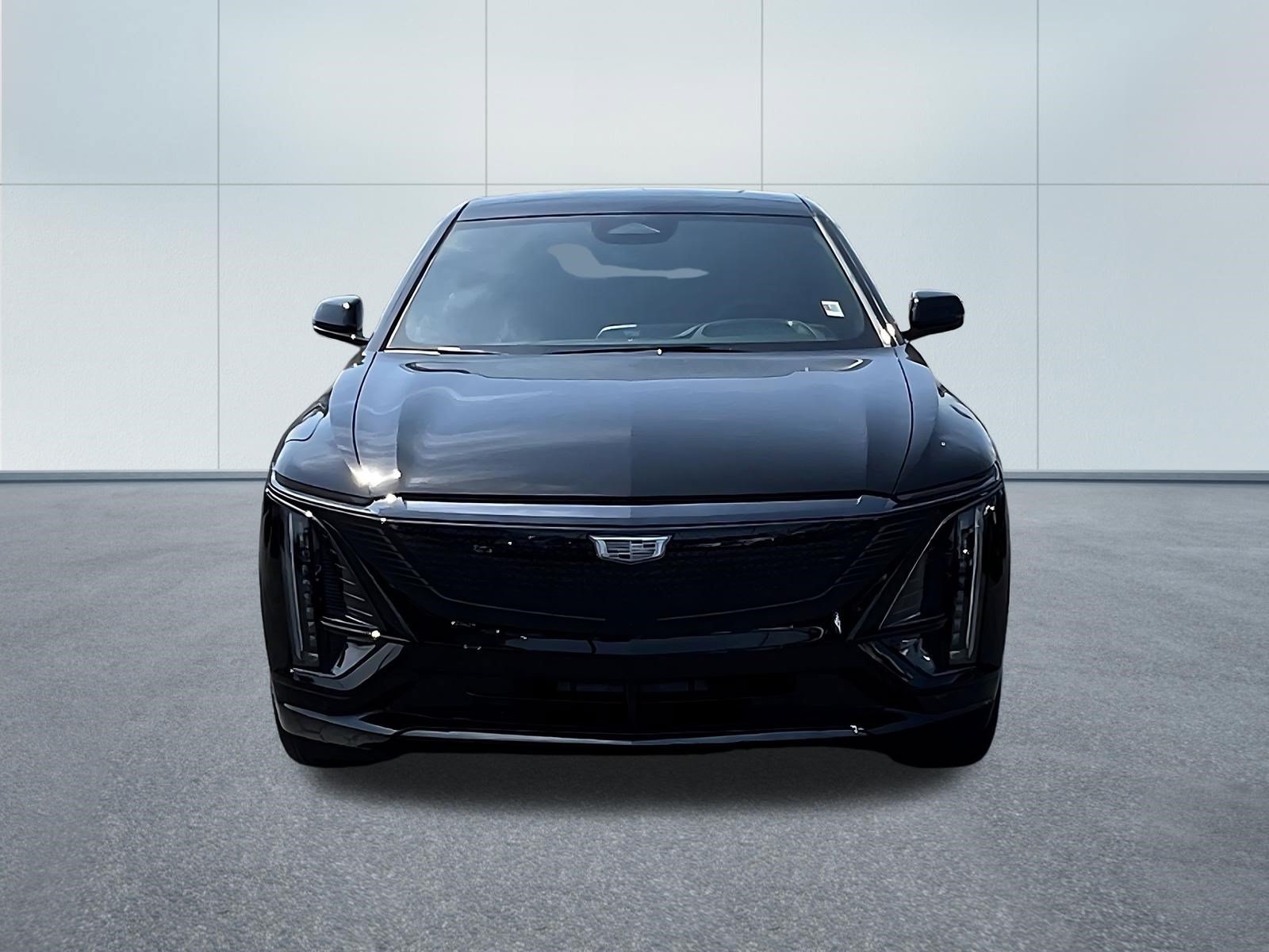 New 2026 Cadillac Lyriq Signature Sport AWD/4WD image 2