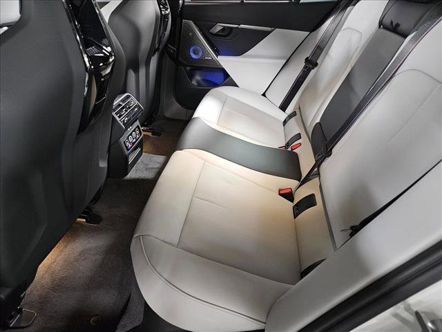 New 2026 BMW M5 Touring w/ Executive Package AWD/4WD image 14