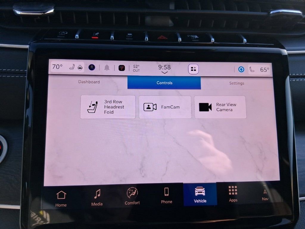 New 2025 Jeep Grand Cherokee L Limited w/ Trailer Tow Package image 28