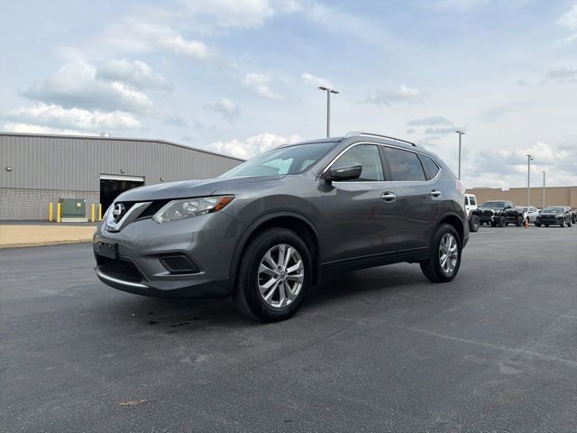 Used 2015 Nissan Rogue SV image 3
