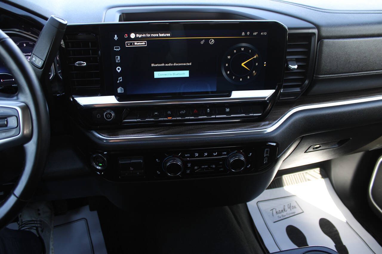 Used 2025 Chevrolet Silverado 1500 LT AWD/4WD image 14