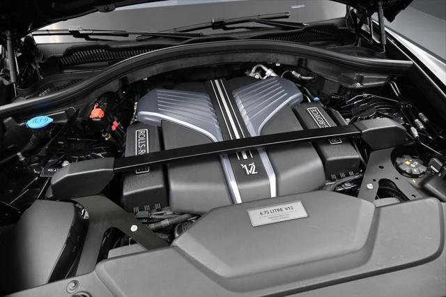 Certified 2024 Rolls-Royce Cullinan Black Badge AWD/4WD image 37