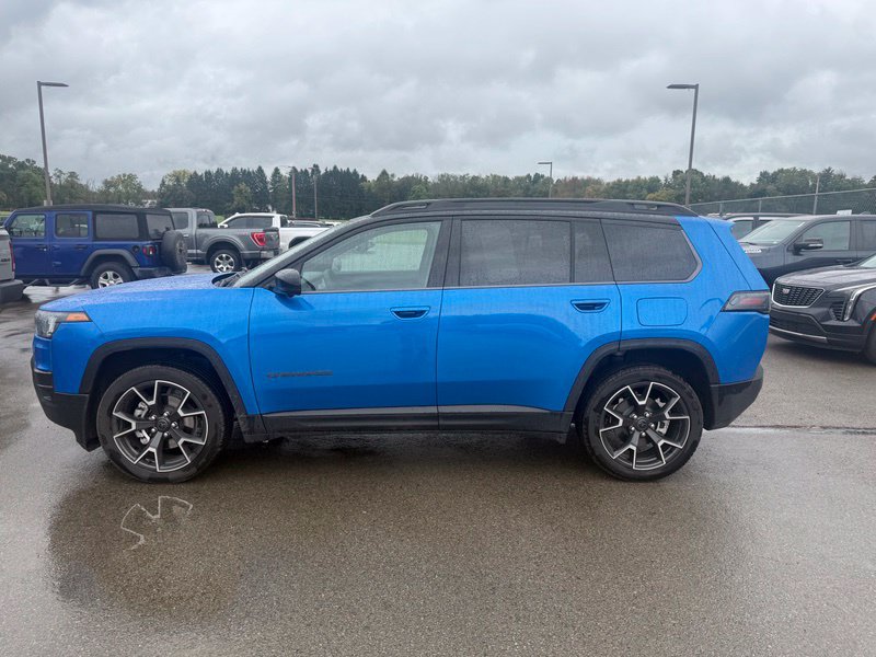 Used 2026 Jeep Cherokee Overland w/ Advanced Pro Tech Group AWD/4WD image 18