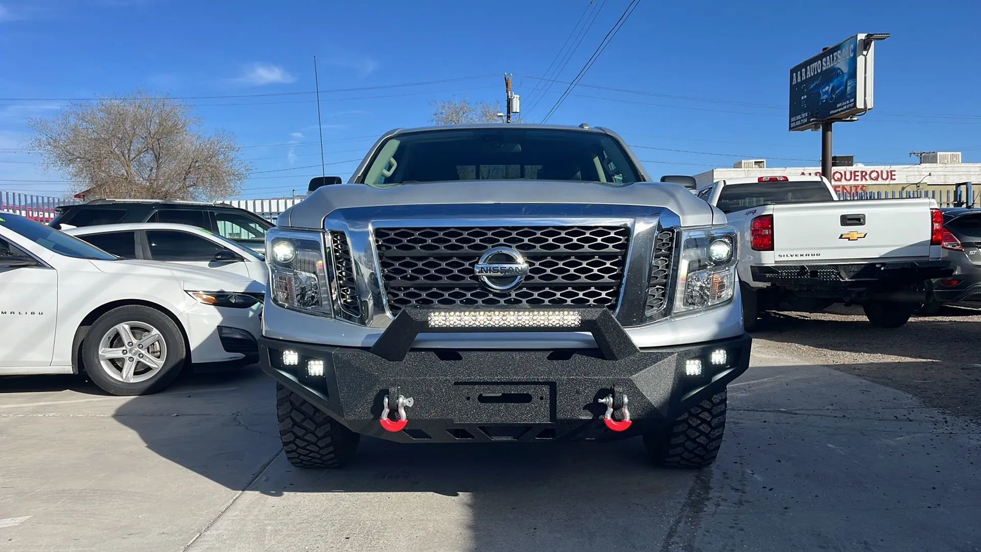 Used 2018 Nissan Titan PRO-4X image 7