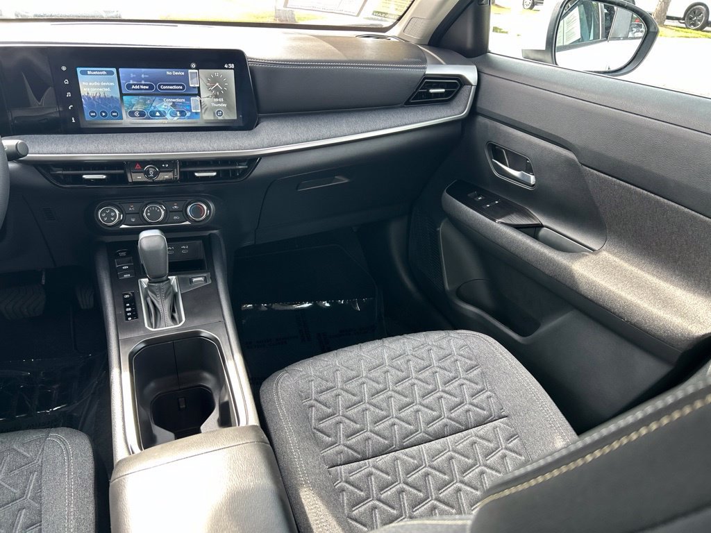 Certified 2025 Nissan Kicks SV FWD image 13