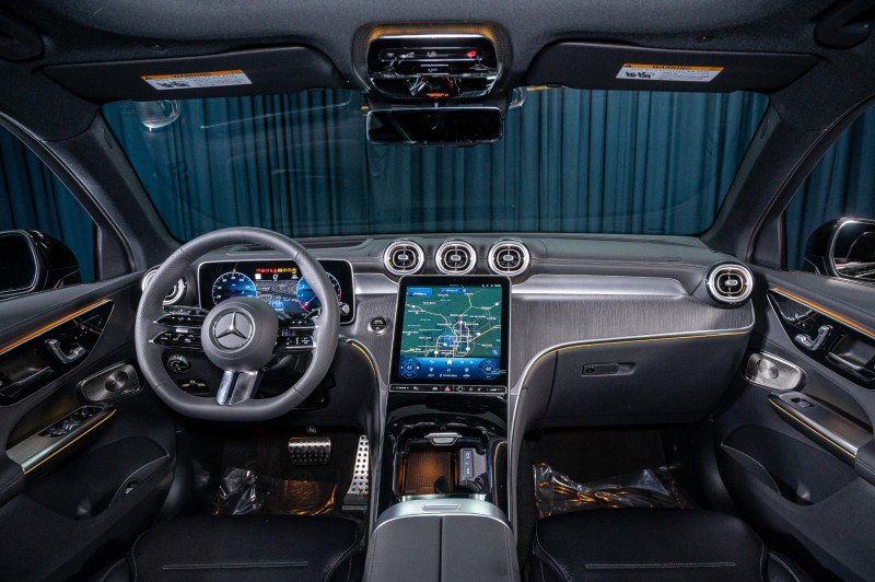 New 2026 Mercedes-Benz GLC 300 4MATIC image 13