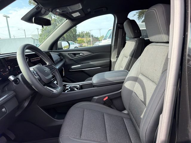 New 2026 Chevrolet Traverse LT w/ Midnight/Sport Edition FWD image 15