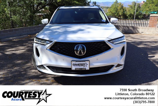 Used 2024 Acura MDX w/ Technology Package AWD/4WD image 2