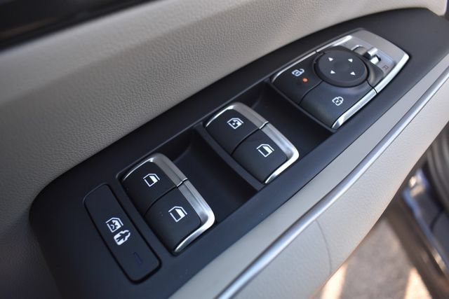 New 2026 Kia Sorento S w/ S Panoramic Sunroof Package FWD image 20