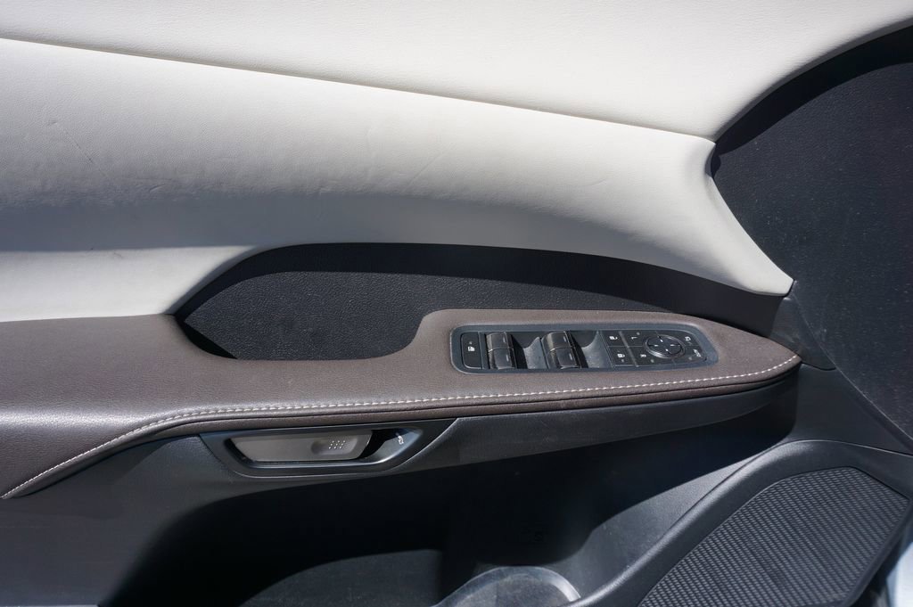 Used 2023 Lexus RX 350 Premium w/ Cold Area Package image 4