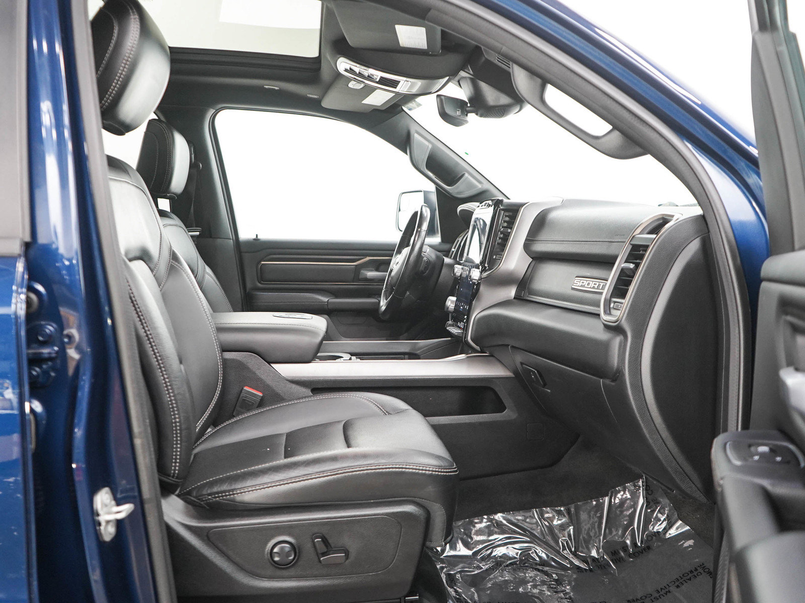 Used 2023 RAM 1500 Sport w/ Rebel Level 2 Equipment Group AWD/4WD image 11