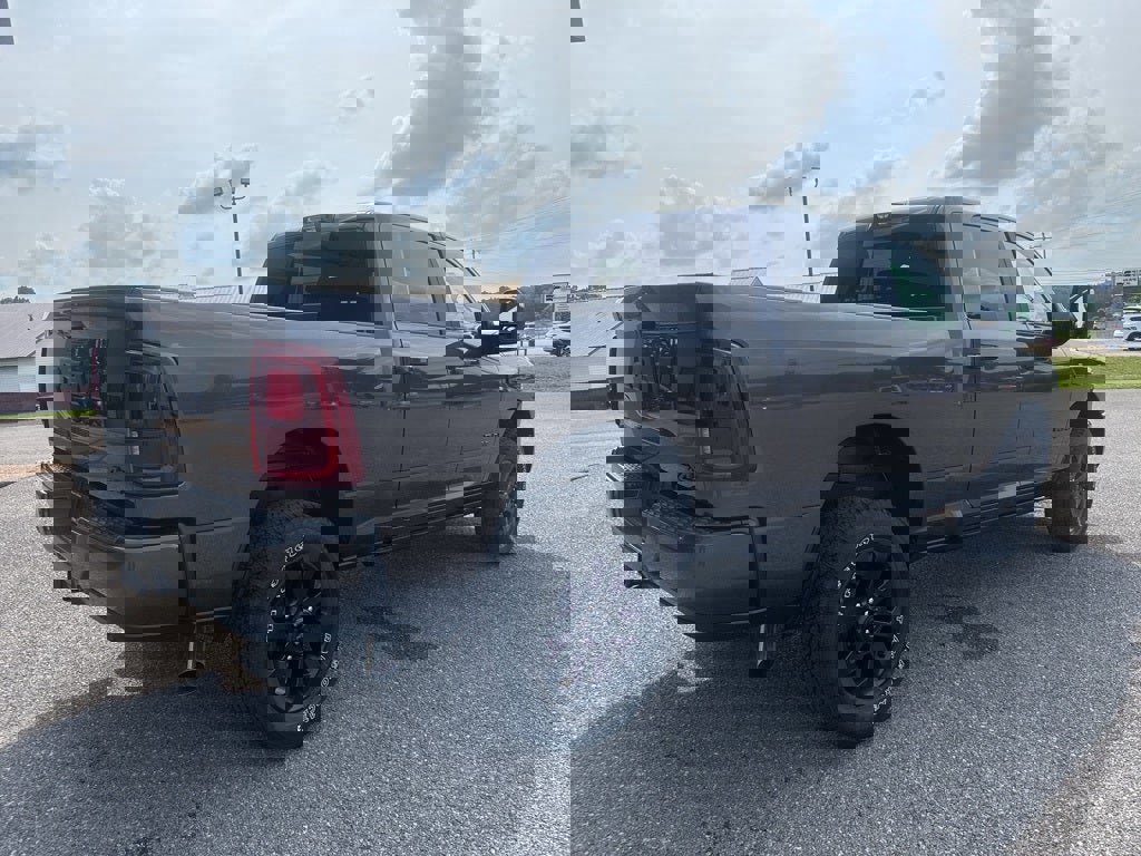 New 2025 RAM 2500 Laramie image 7