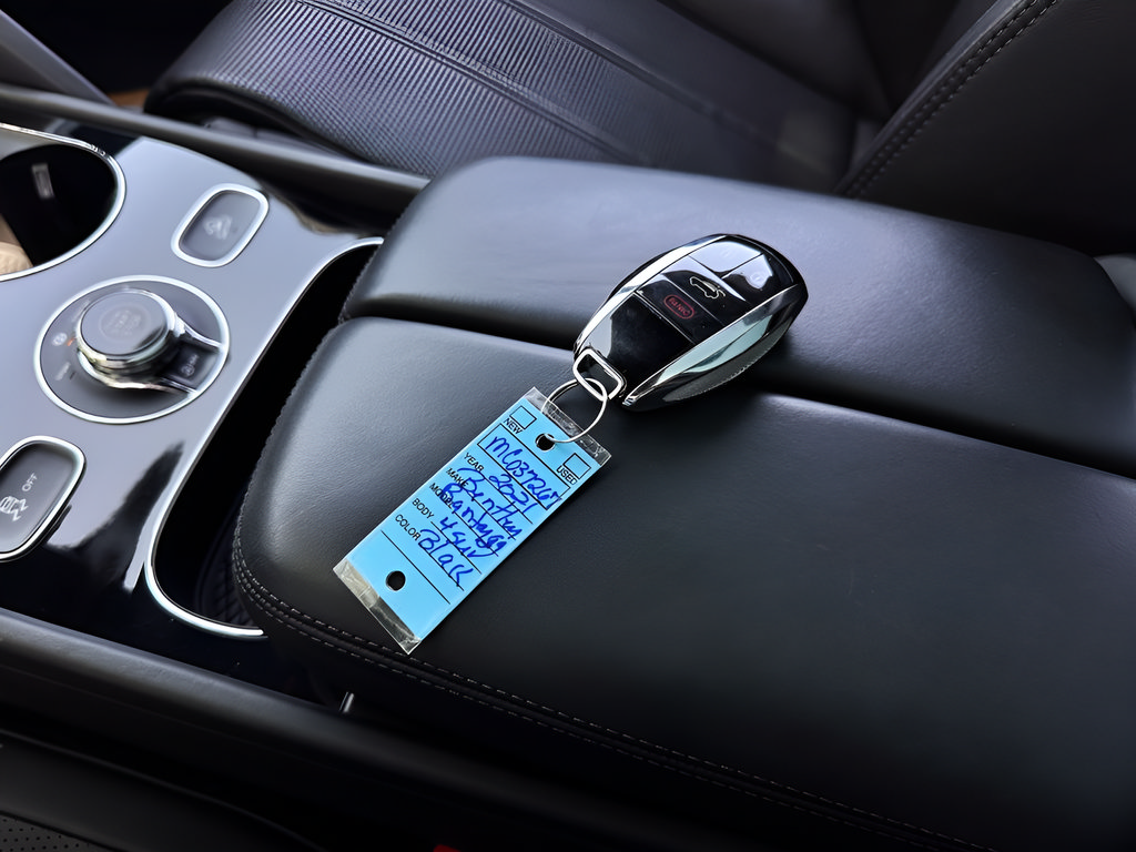 Used 2021 Bentley Bentayga AWD/4WD image 27