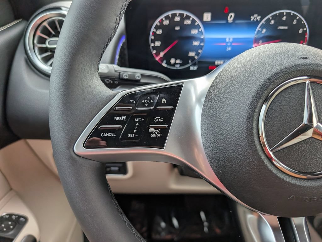 New 2026 Mercedes-Benz GLB 250 4MATIC image 29