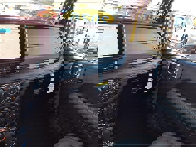 New 2026 Jeep Gladiator Mojave w/ Safety Group image 52