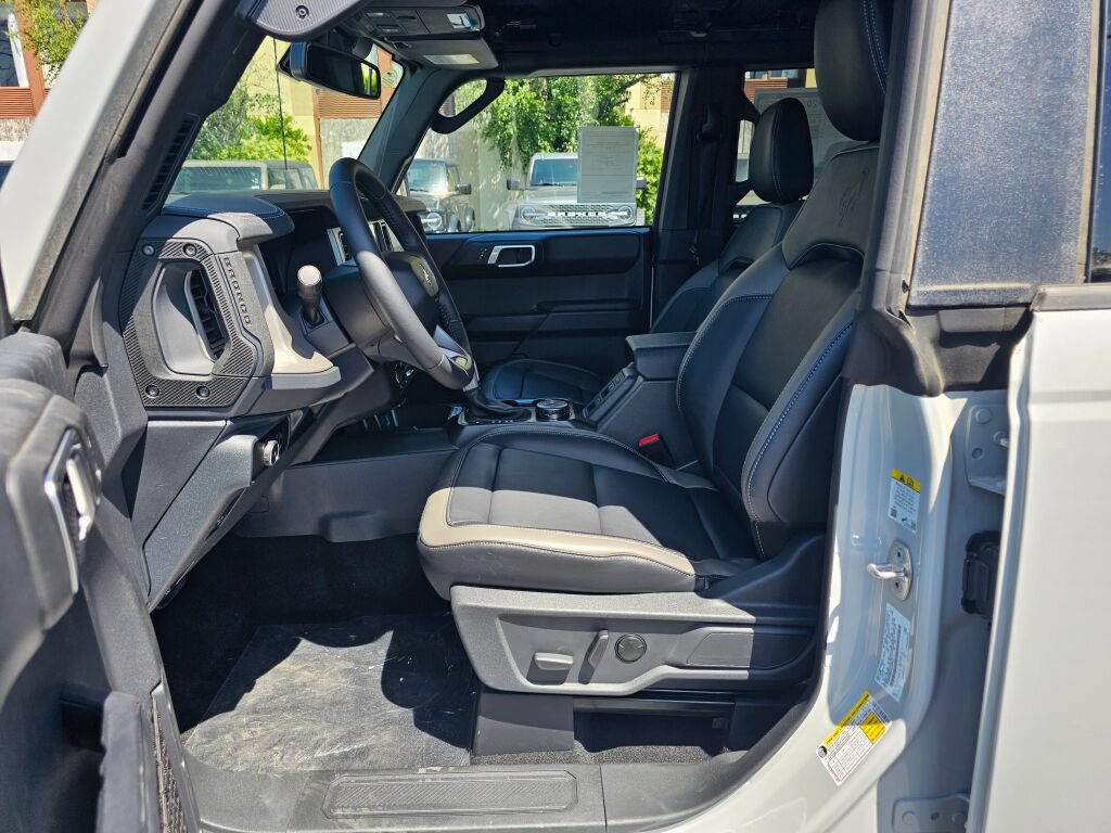 New 2026 Ford Bronco Outer Banks AWD/4WD image 15