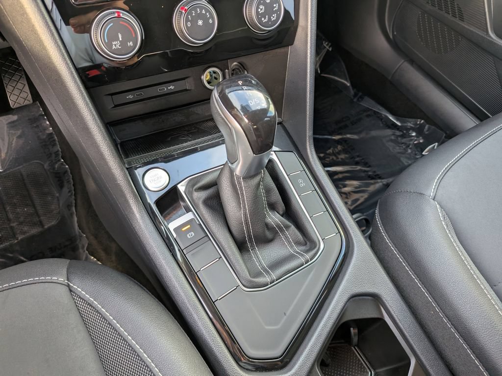Certified 2023 Volkswagen Taos SE FWD image 23
