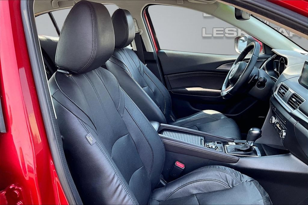 Used 2017 MAZDA MAZDA3 Grand Touring w/ Premium Equipment Package FWD image 7