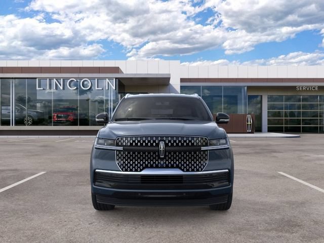 New 2026 Lincoln Navigator L Premier AWD/4WD image 6