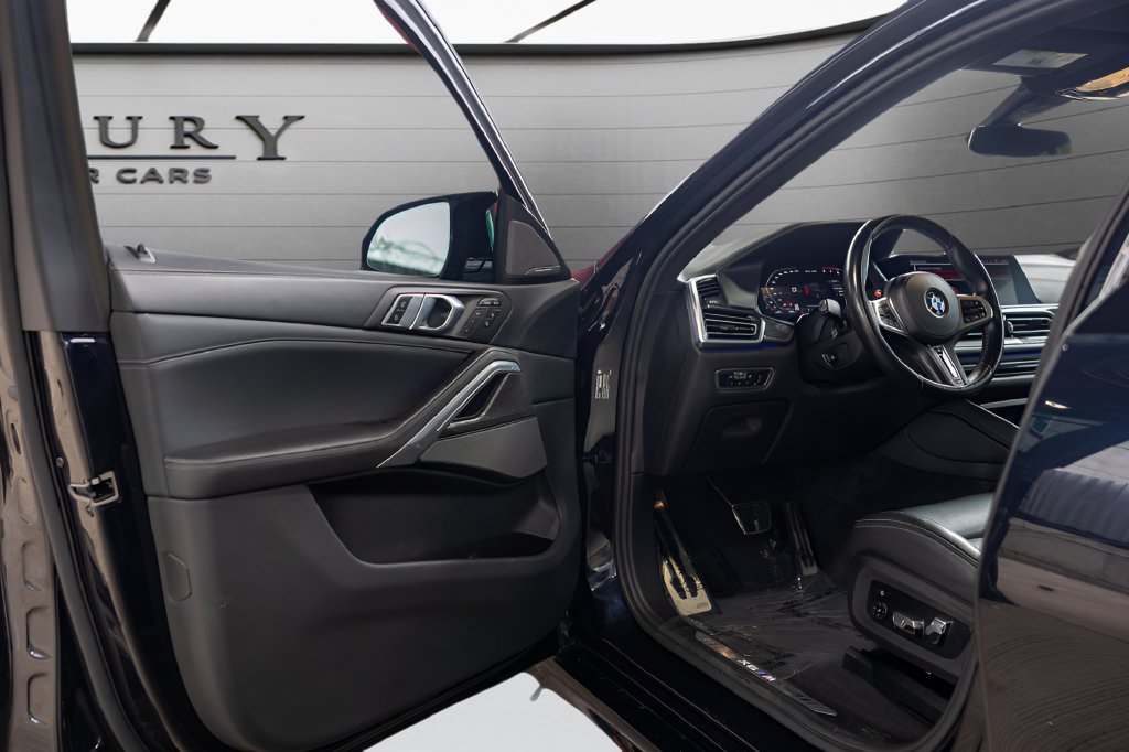 Used 2022 BMW X6 M w/ Executive Package AWD/4WD image 31