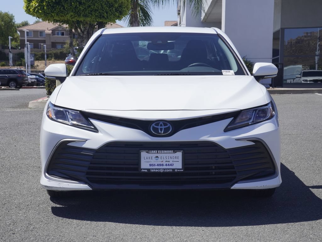 Used 2023 Toyota Camry LE w/ Convenience Package FWD image 9