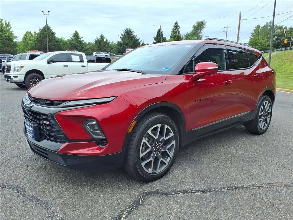 Used 2023 Chevrolet Blazer RS AWD/4WD image 7