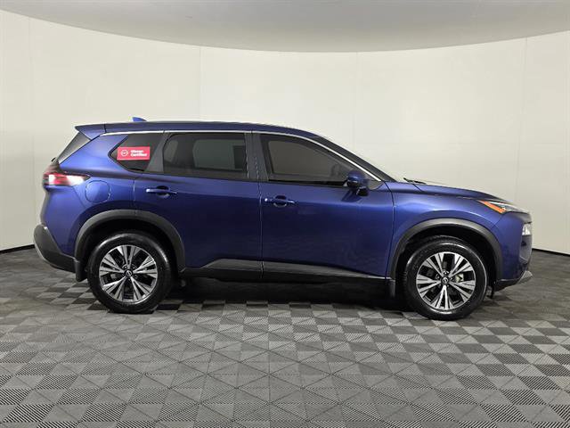 Used 2023 Nissan Rogue SV AWD/4WD image 2